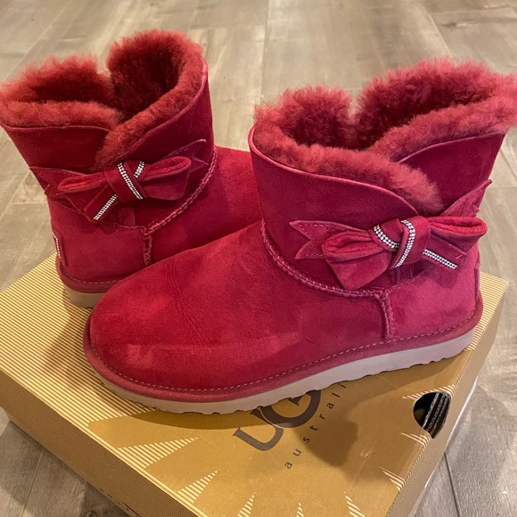 UGG Shoes - UGG Boots